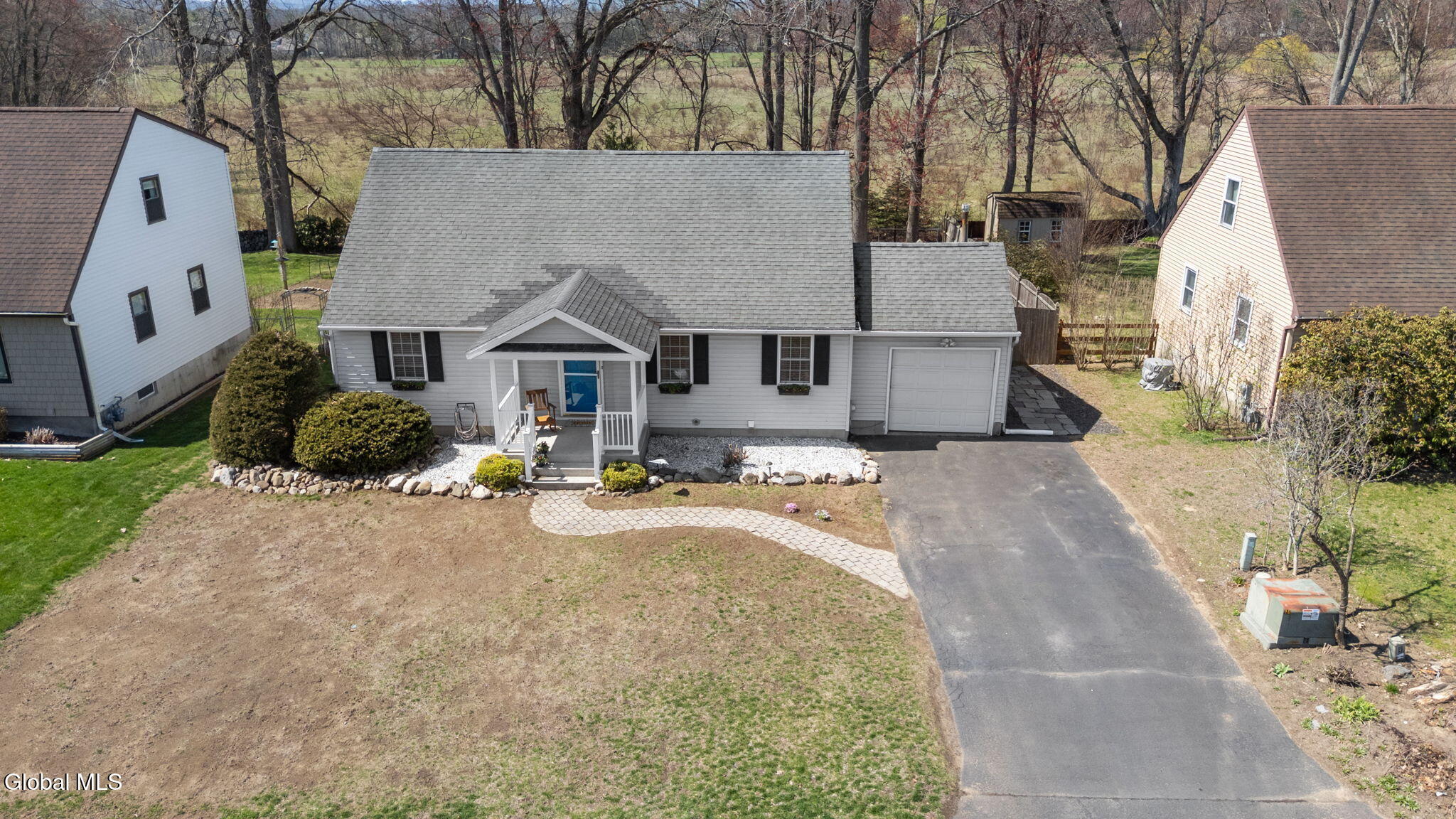 61 Jefferson Road Glenmont NY 12077
