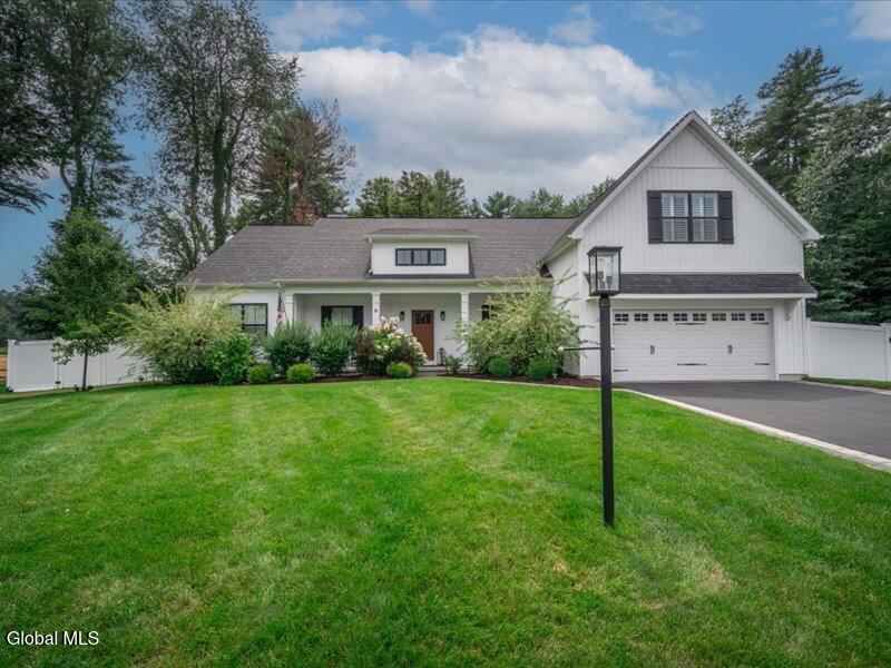 9 Easton Court Wilton NY 12831