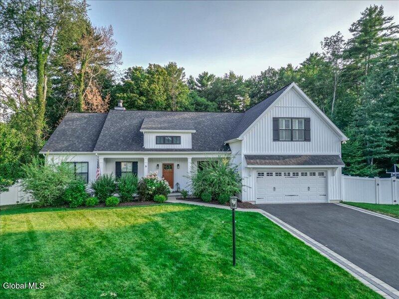 9 Easton Court Wilton NY 12831