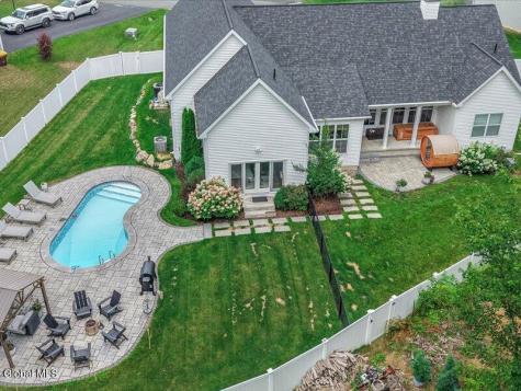 9 Easton Court Wilton NY 12831