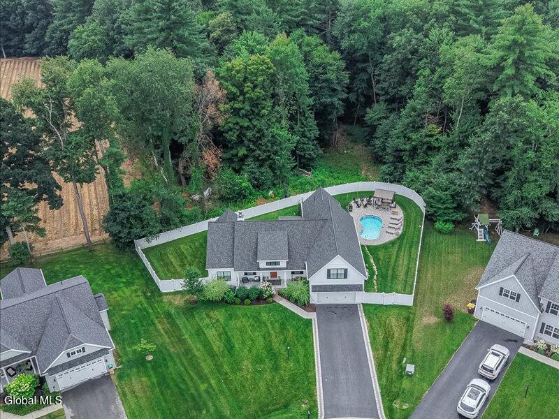 9 Easton Court Wilton NY 12831
