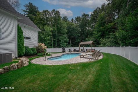9 Easton Court Wilton NY 12831