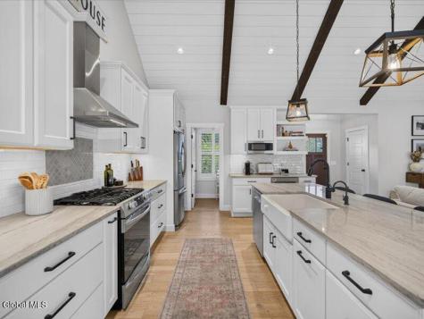 9 Easton Court Wilton NY 12831