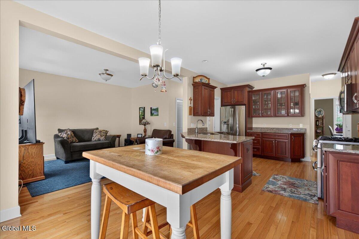 1019 Gideon Trace Schenectady NY 12302