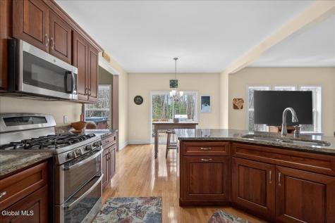 1019 Gideon Trace Schenectady NY 12302