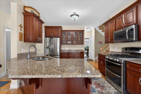 1019 Gideon Trace Schenectady NY 12302