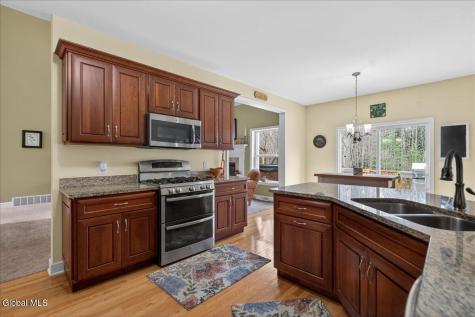 1019 Gideon Trace Schenectady NY 12302