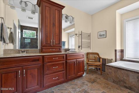 1019 Gideon Trace Schenectady NY 12302