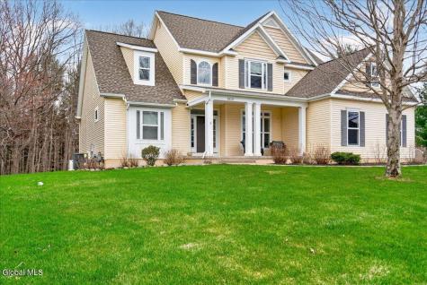 1019 Gideon Trace Schenectady NY 12302
