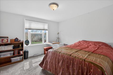 1019 Gideon Trace Schenectady NY 12302