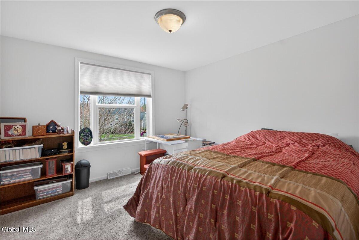 1019 Gideon Trace Schenectady NY 12302