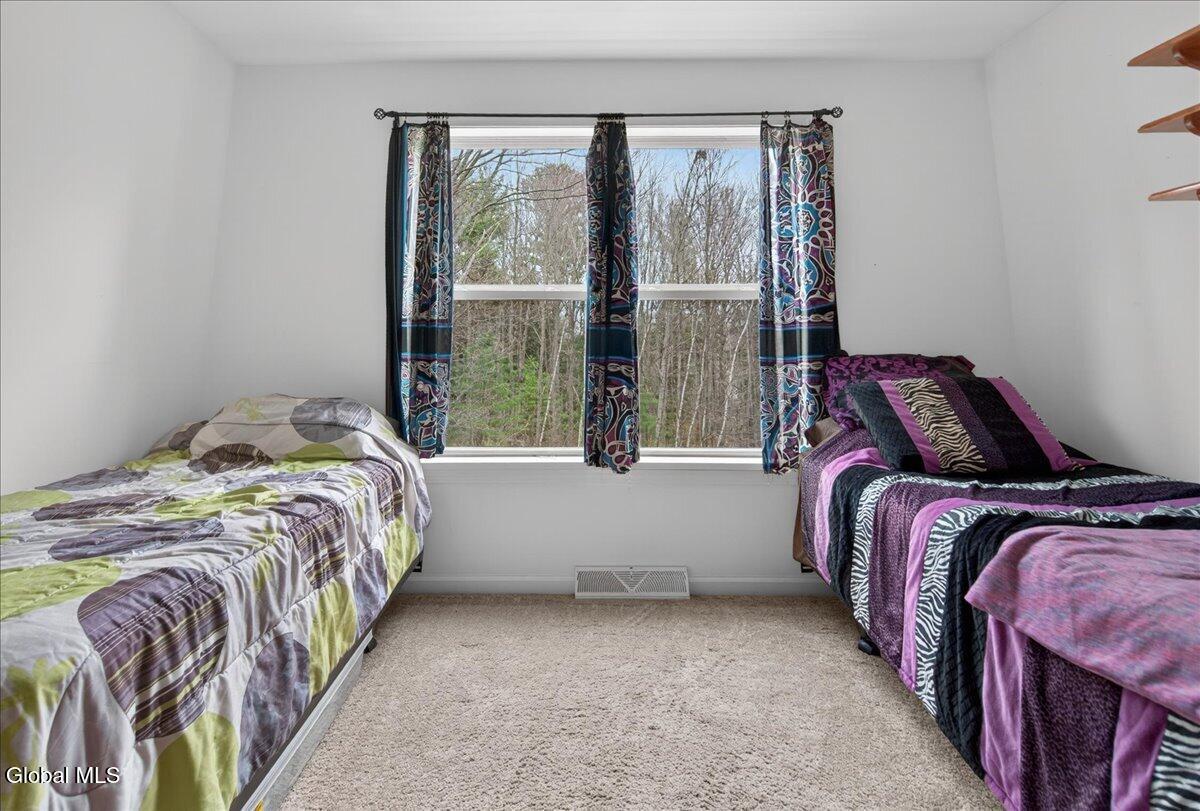 1019 Gideon Trace Schenectady NY 12302