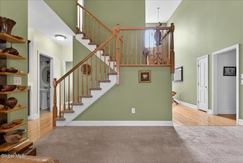 1019 Gideon Trace Schenectady NY 12302