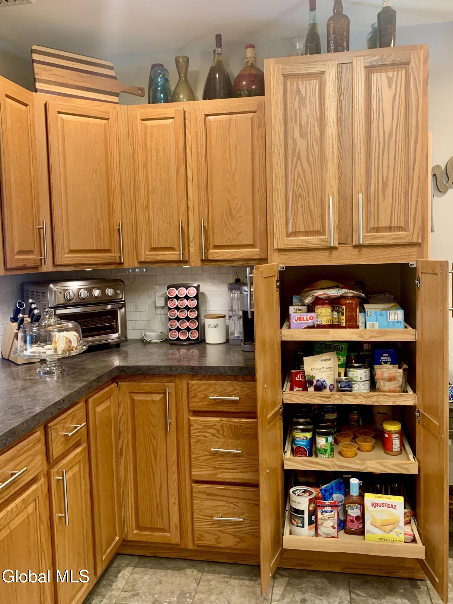 15 Algonquin Drive Queensbury NY 12804