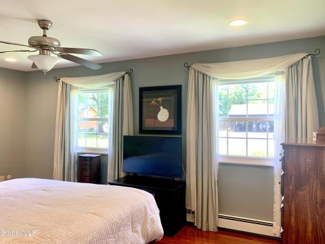 15 Algonquin Drive Queensbury NY 12804