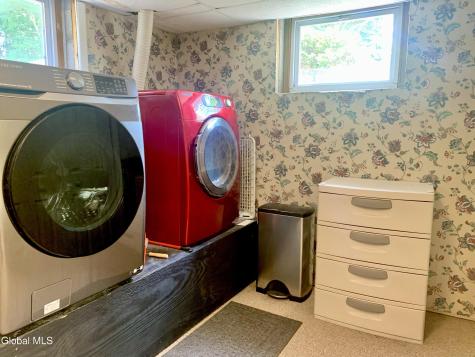 15 Algonquin Drive Queensbury NY 12804