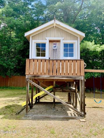 15 Algonquin Drive Queensbury NY 12804