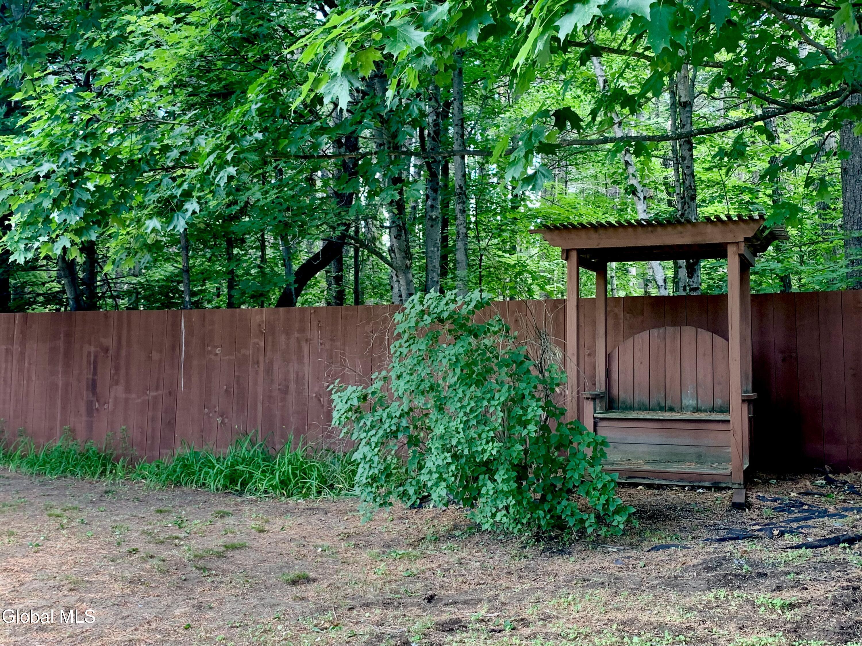 15 Algonquin Drive Queensbury NY 12804