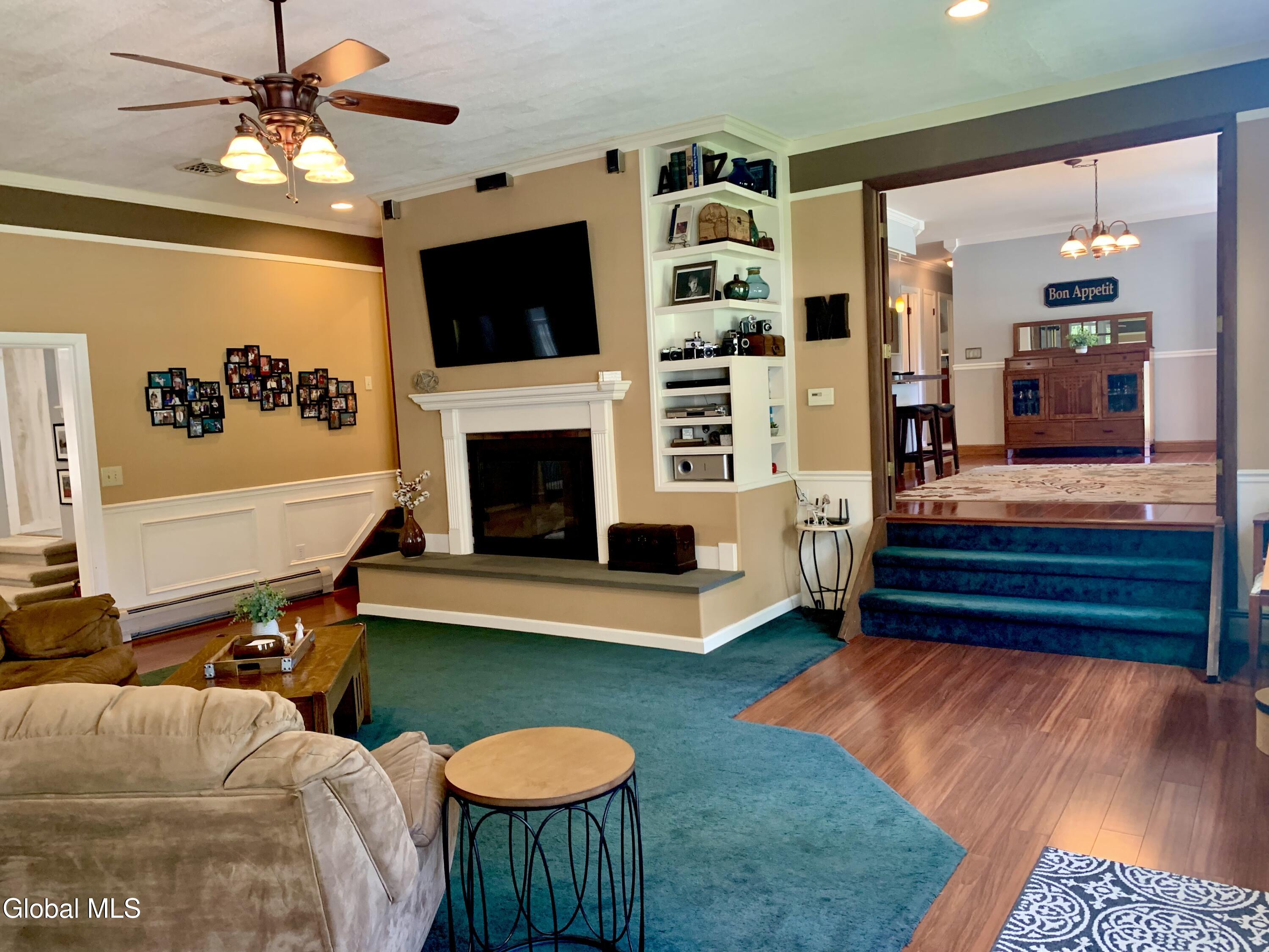 15 Algonquin Drive Queensbury NY 12804
