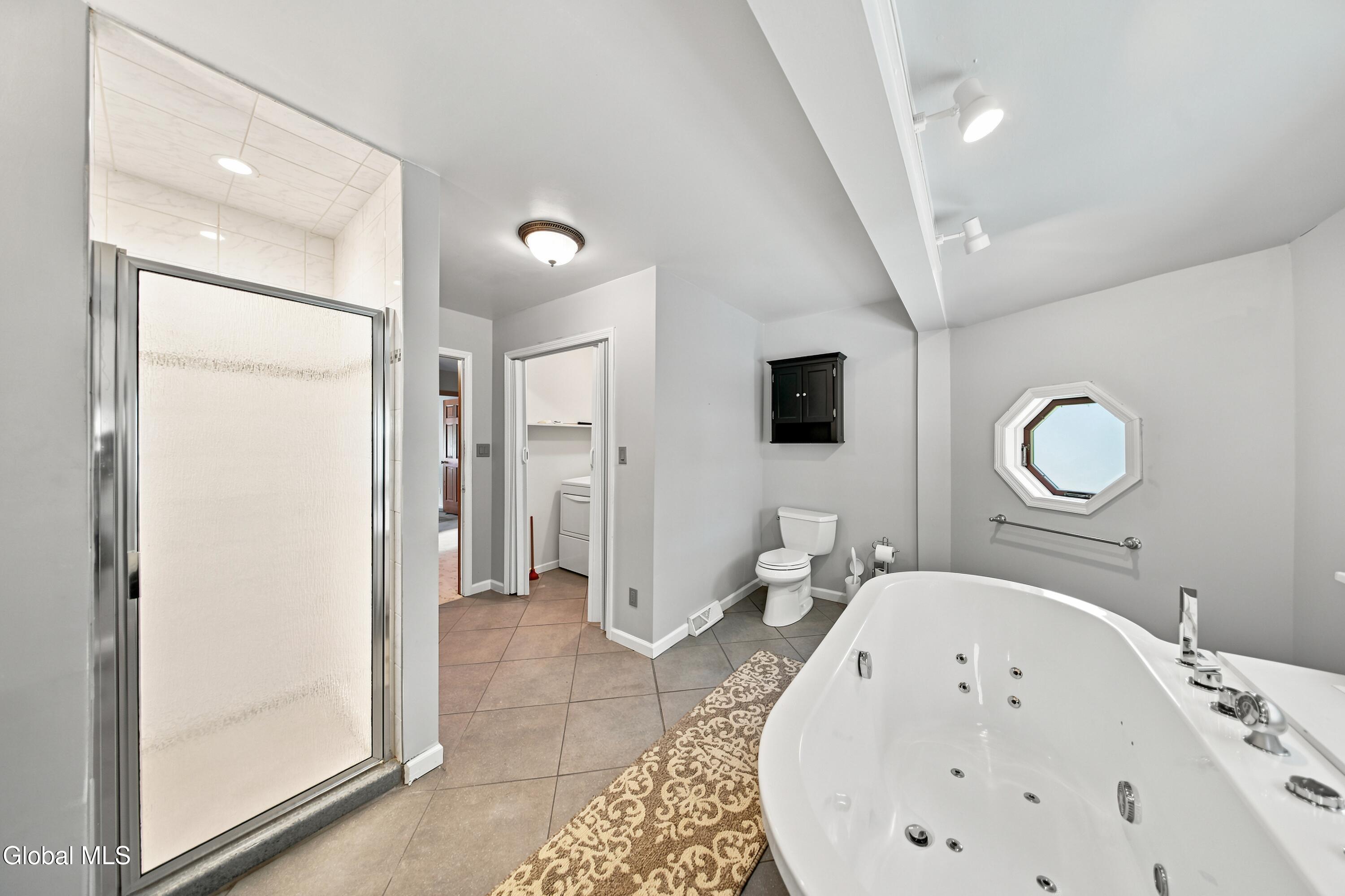 40 Brookwood Drive Latham NY 12110