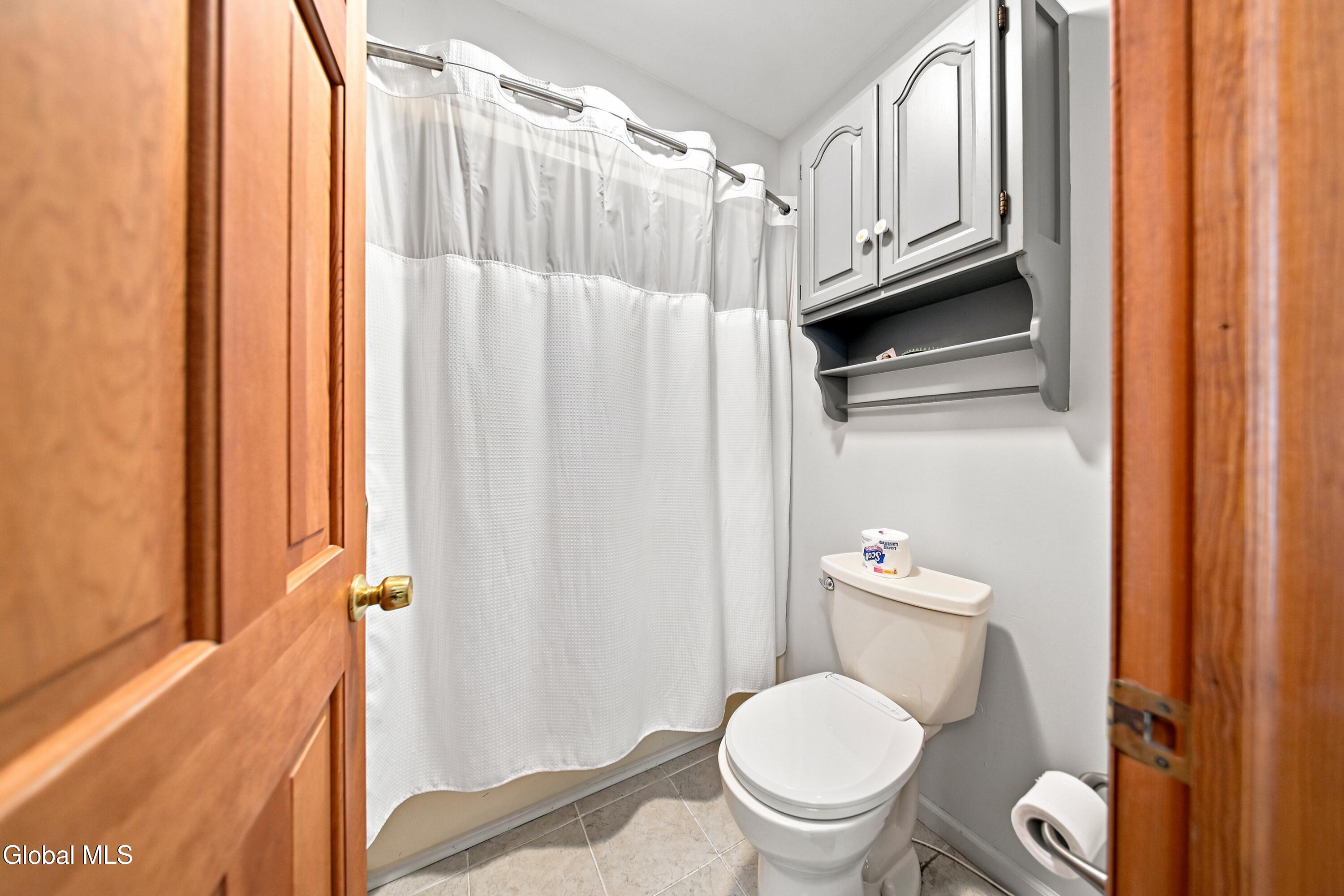 40 Brookwood Drive Latham NY 12110