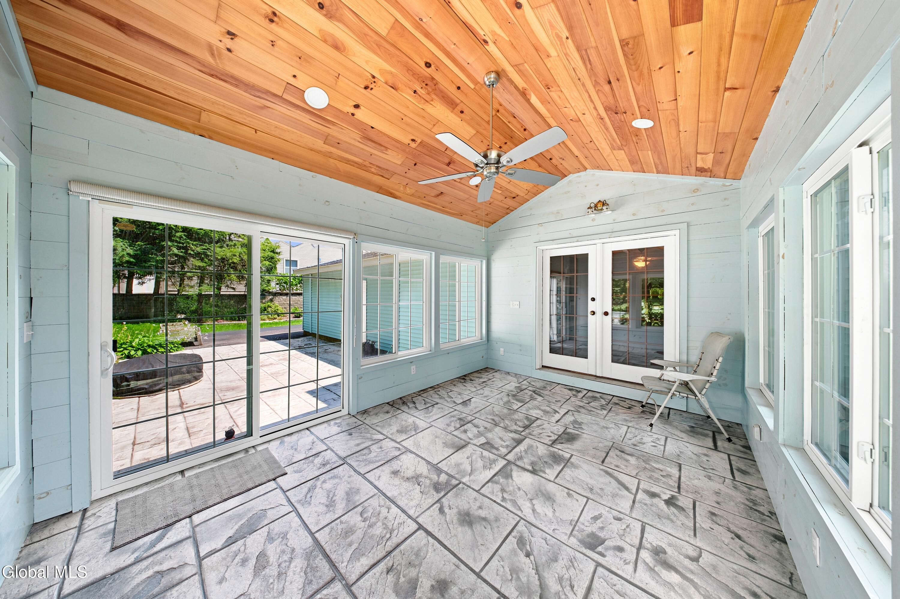 40 Brookwood Drive Latham NY 12110
