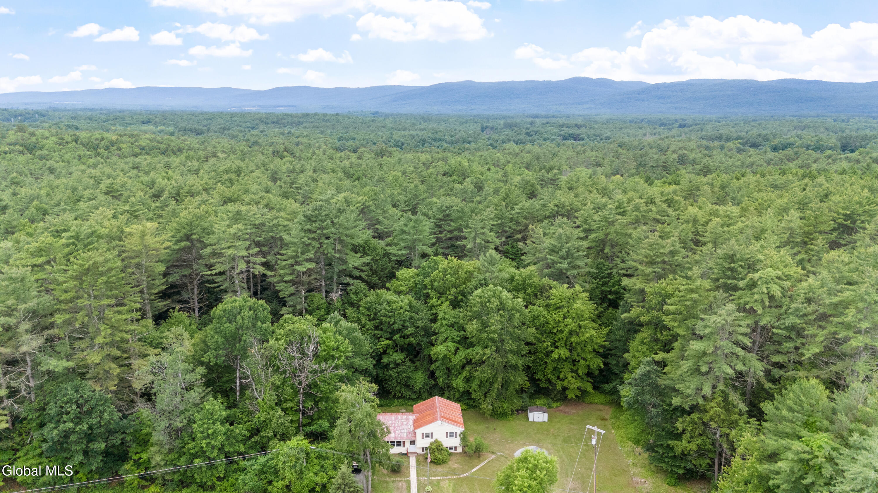 24 Hack Road Corinth NY 12822