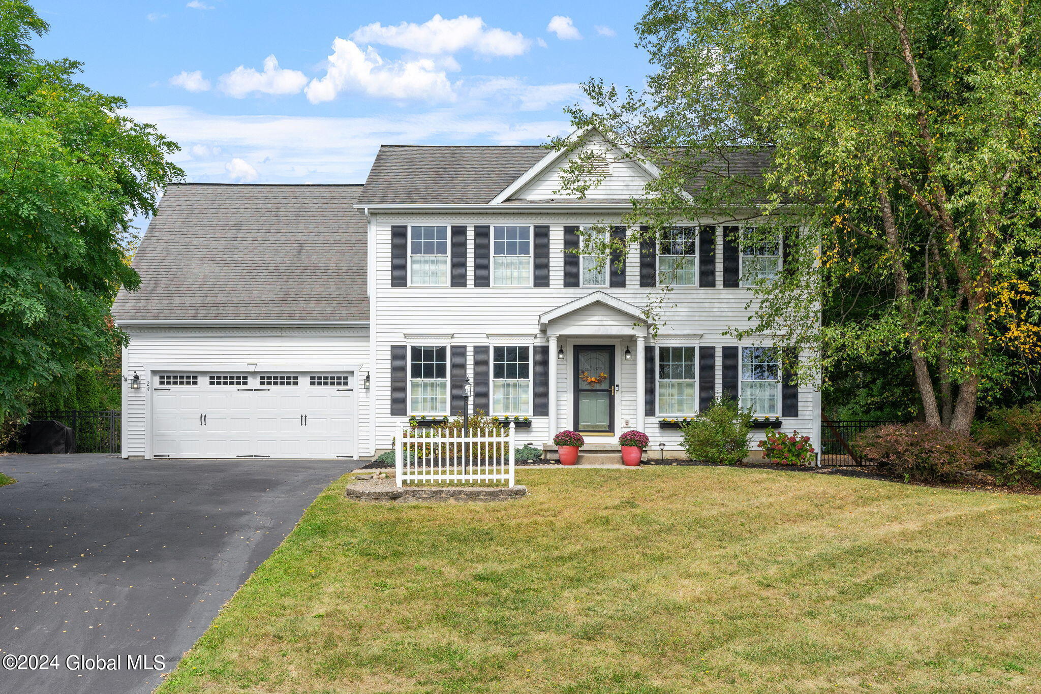 24 Jordan Lane Glenville NY 12302