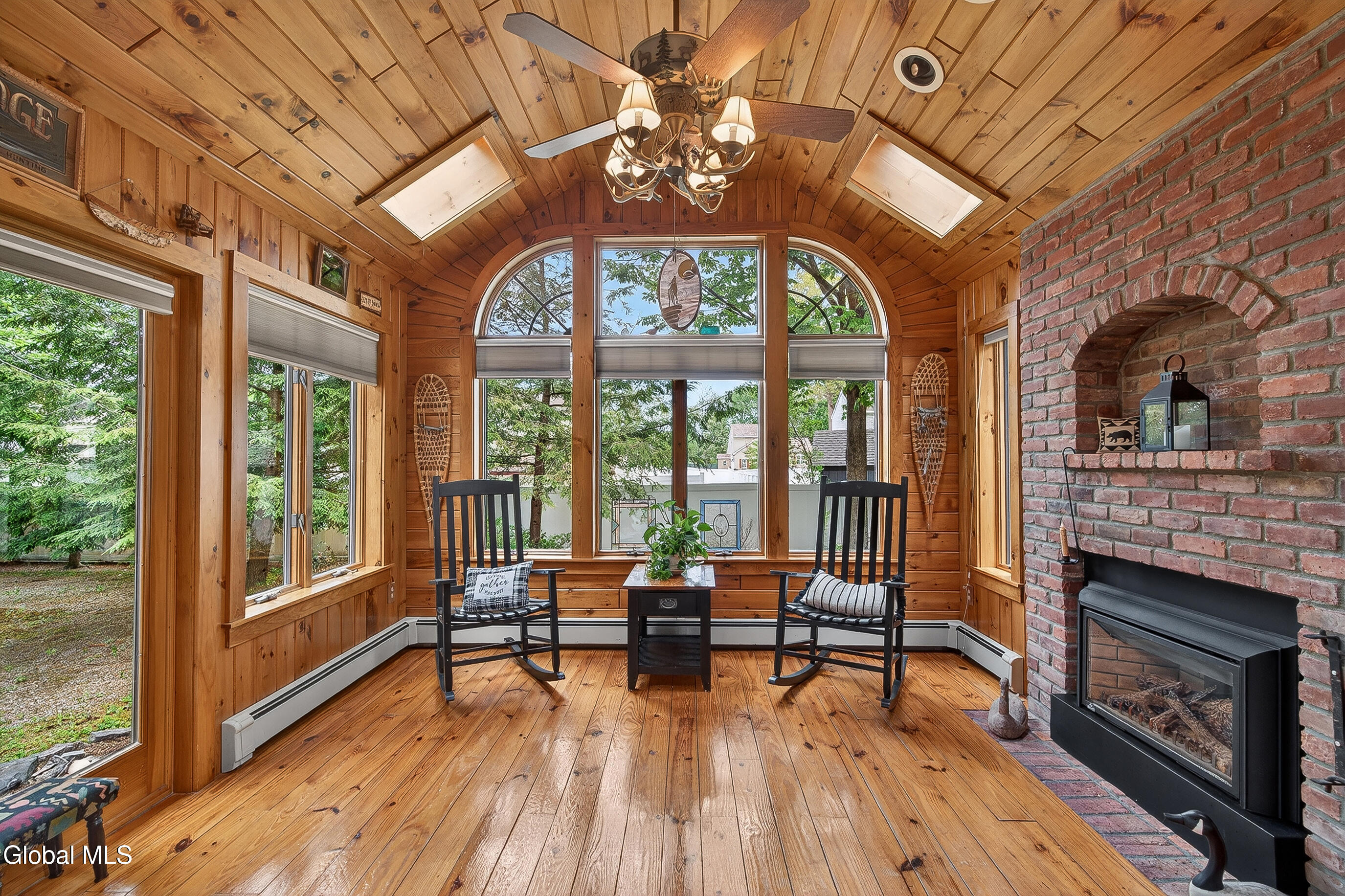7 Jerome Lane Moreau NY 12803