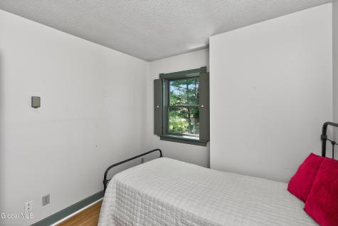 7 Jerome Lane Moreau NY 12803