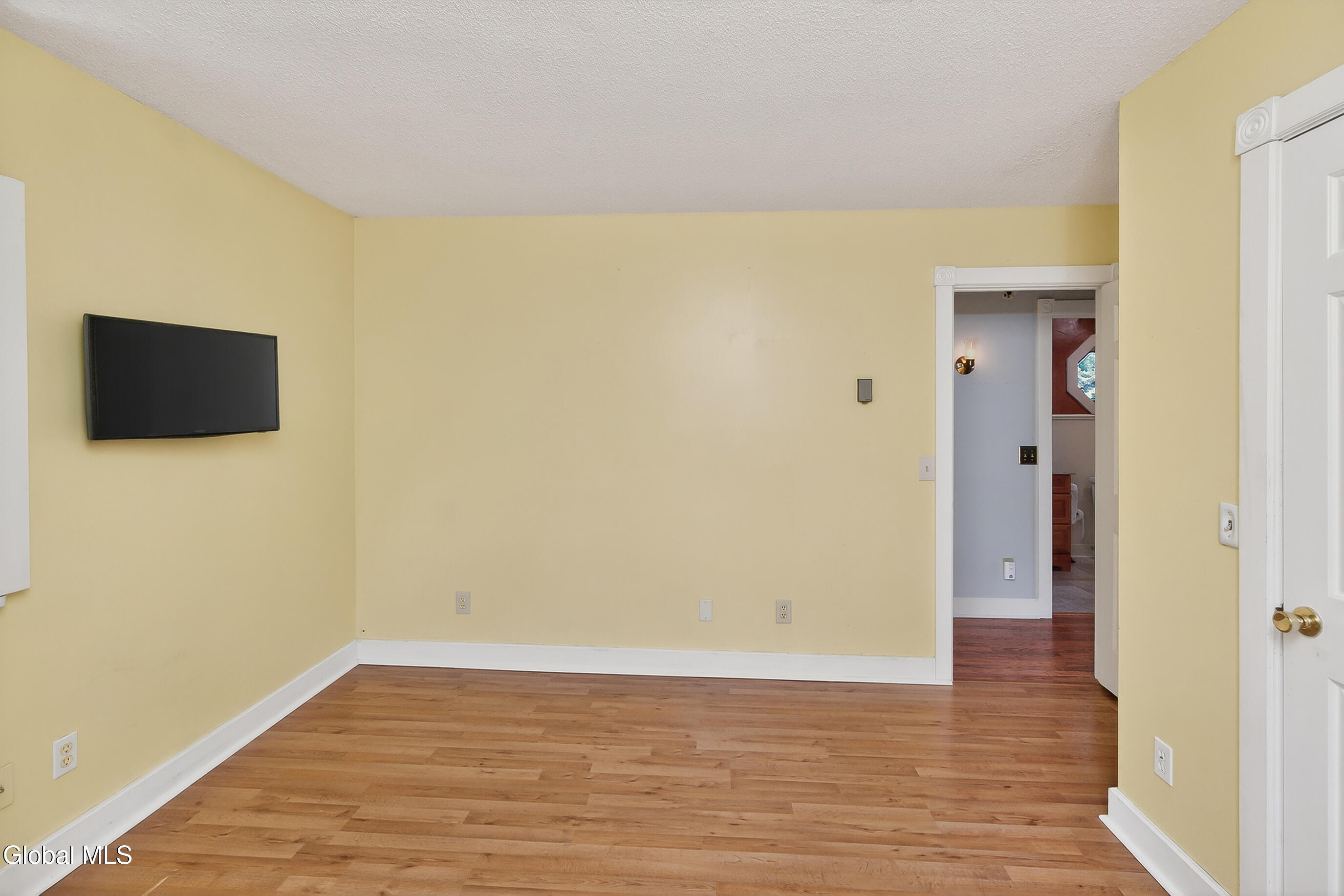 7 Jerome Lane Moreau NY 12803