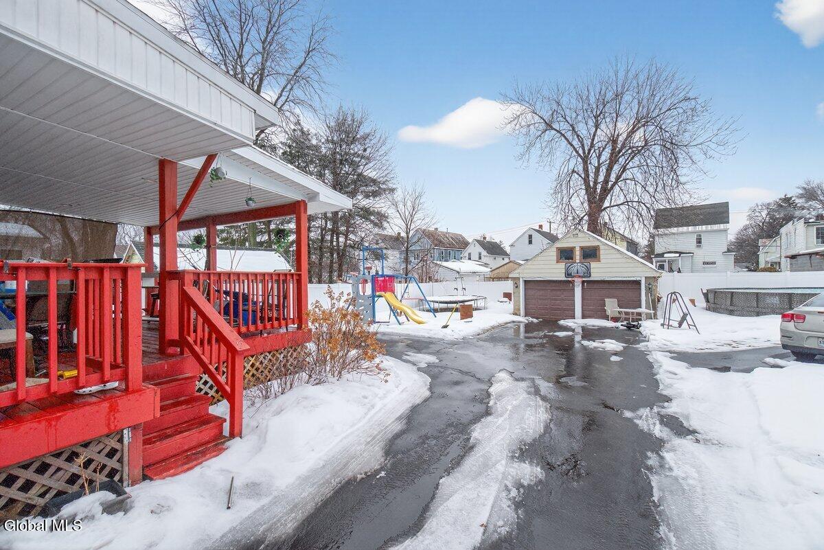 15 Manchester Road Schenectady NY 12304