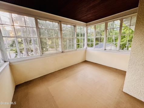 989 Balltown Road Niskayuna NY 12309