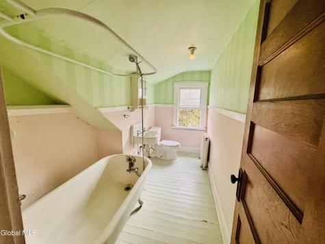 989 Balltown Road Niskayuna NY 12309