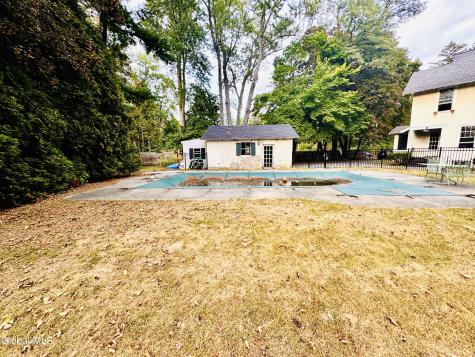 989 Balltown Road Niskayuna NY 12309