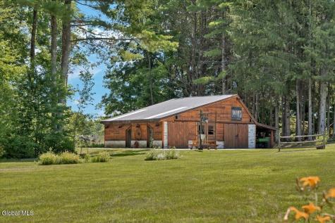2023 Hermance Road Galway NY 12074