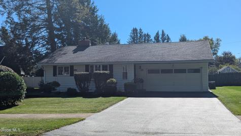 18 1/2 S Park Drive Gloversville NY 12078