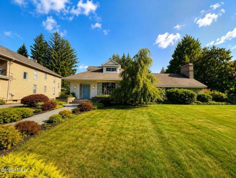 83 Oakland Avenue Gloversville NY 12078