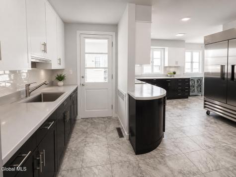 83 Oakland Avenue Gloversville NY 12078