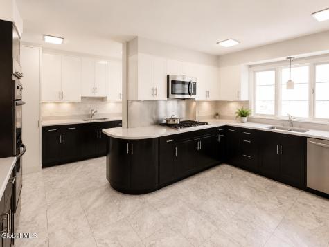 83 Oakland Avenue Gloversville NY 12078