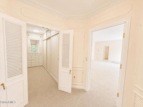 83 Oakland Avenue Gloversville NY 12078