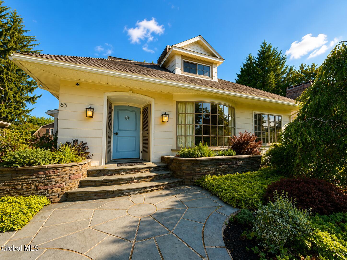 83 Oakland Avenue Gloversville NY 12078