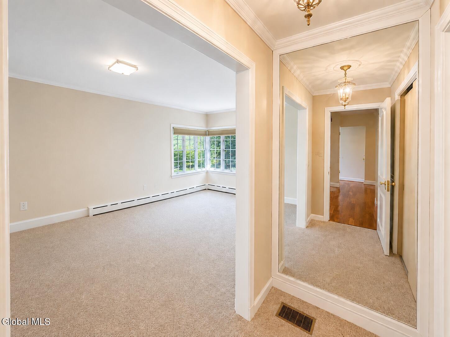 83 Oakland Avenue Gloversville NY 12078