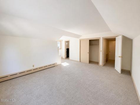 83 Oakland Avenue Gloversville NY 12078