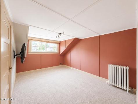 83 Oakland Avenue Gloversville NY 12078
