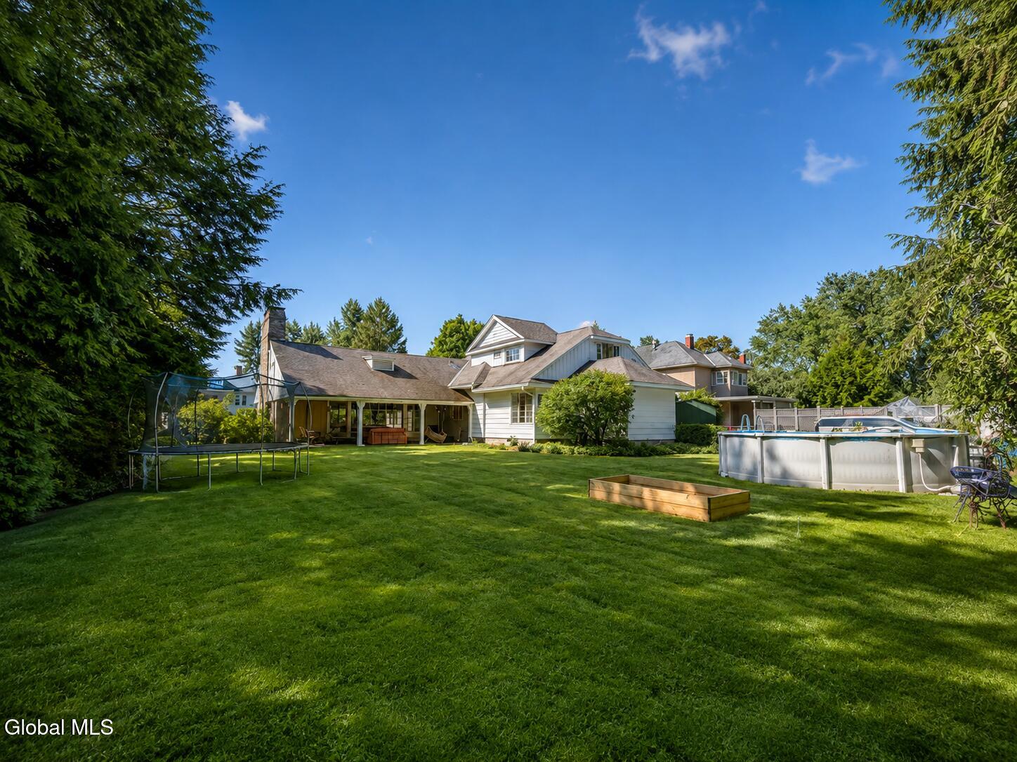 83 Oakland Avenue Gloversville NY 12078