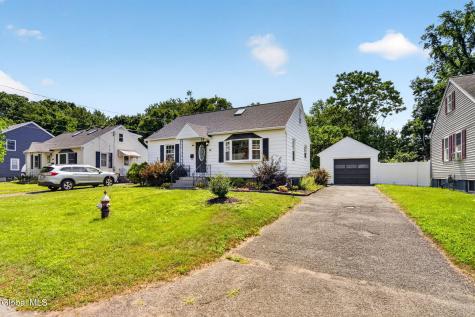 11 Old Myers Drive Albany NY 12205
