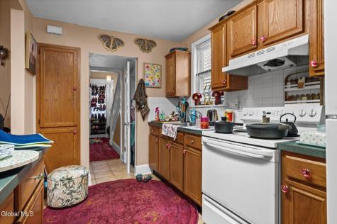 482 Delaware Avenue Albany NY 12209