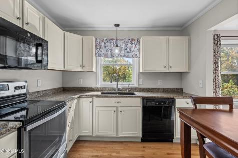 43 Start Avenue Rensselaer NY 12144