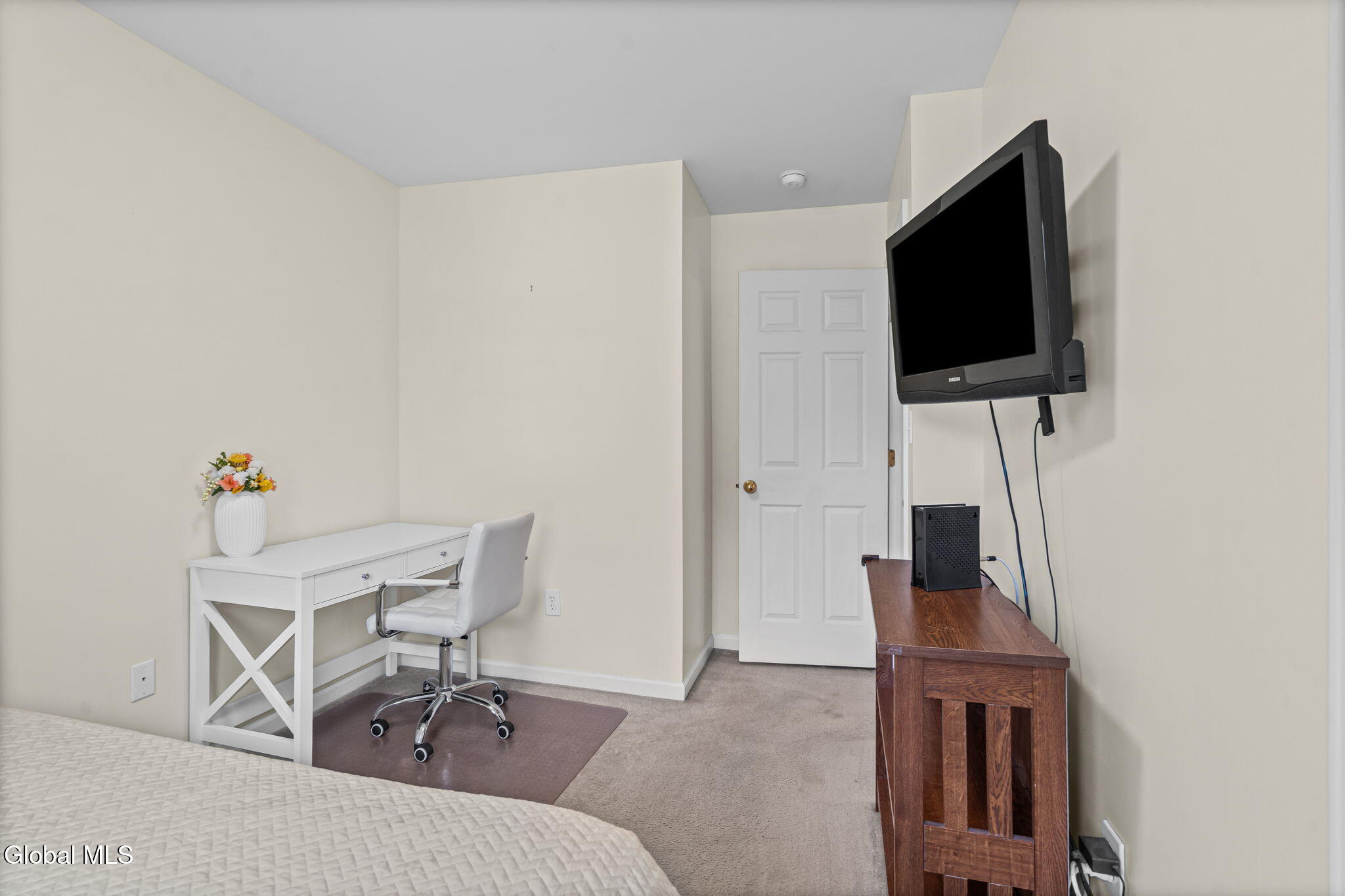 43 Start Avenue Rensselaer NY 12144
